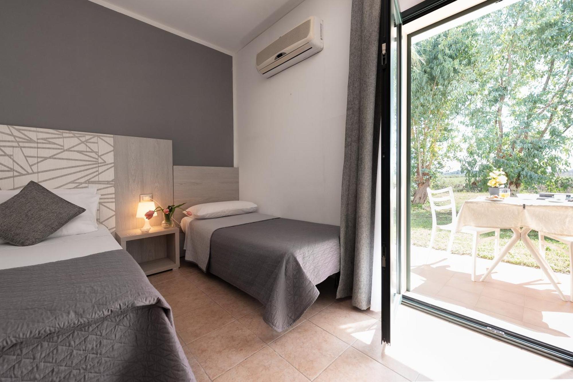 Hotel Le Muse Carpignano Salentino Zewnętrze zdjęcie
