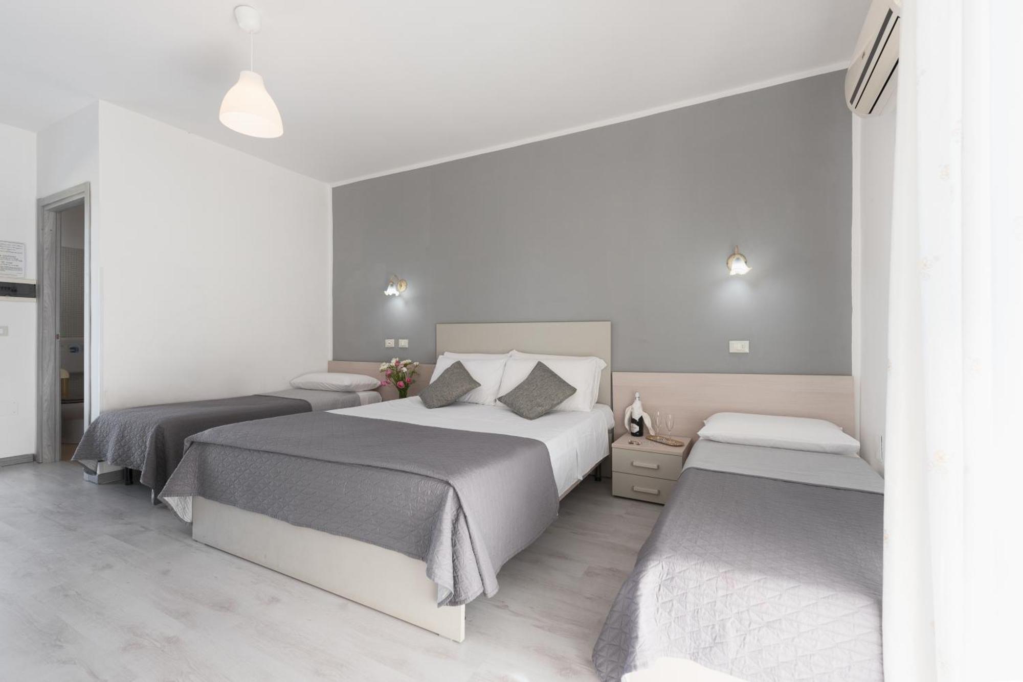 Hotel Le Muse Carpignano Salentino Zewnętrze zdjęcie